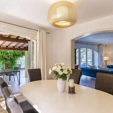Villa Jardins D Alice 240m2 Famille Piscine Vue Golf Esterel