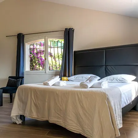 Villa Jardins D Alice 240m2 Famille Piscine Vue Golf Esterel Mandelieu