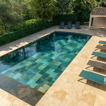 Jardins D Alice 240m2 Famille Piscine Vue Golf Esterel